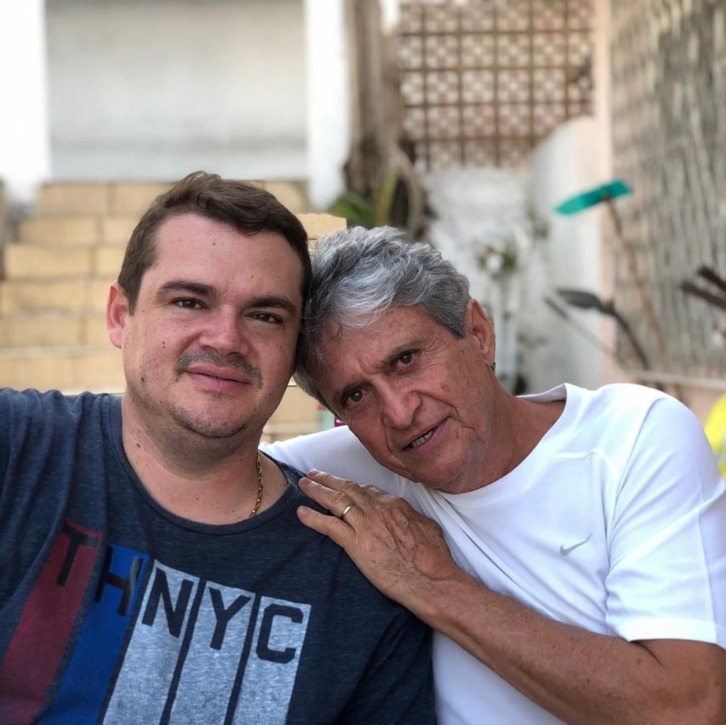 Thiago e o pai, Antonio Paiva